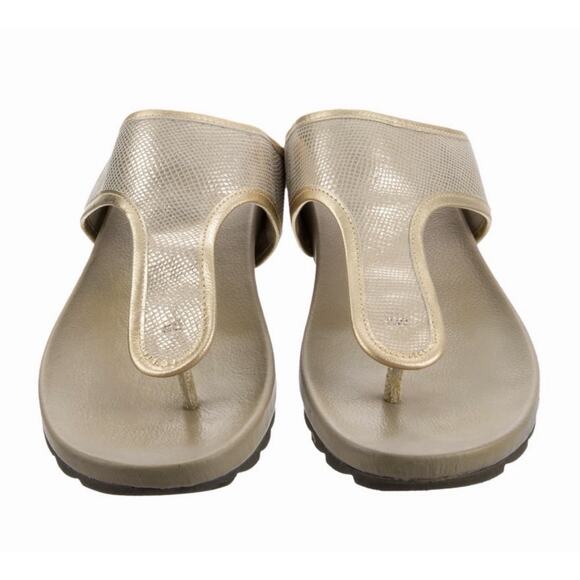 Donald J Pliner Women Gyer Lt Pewter Metallic Wedge Sandals Women's US Size 11 - Picture 1 of 5